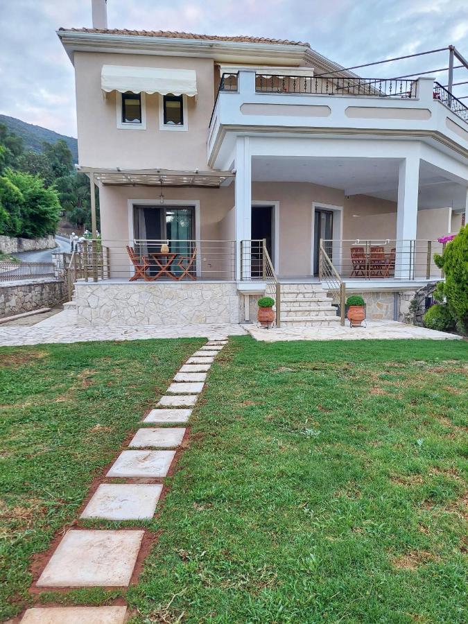 Phoenix Apartments Parga Exterior photo